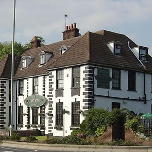 The Roundabout Hotel